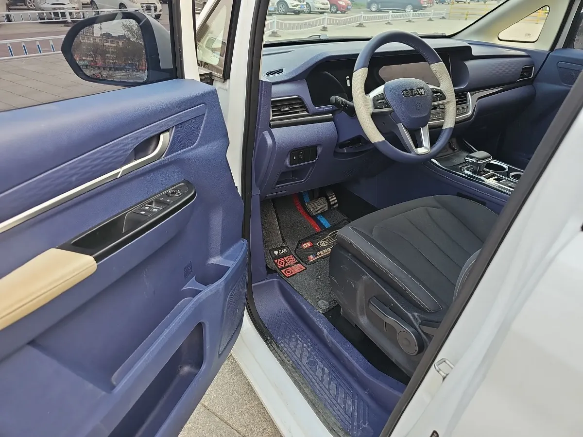 2023 BAW RuiSheng Trump M7 2.0L 144HP L4 8AT,autocango,china used car exporter,china ev exporter,chinese used car exporter,chinese used ev exporter