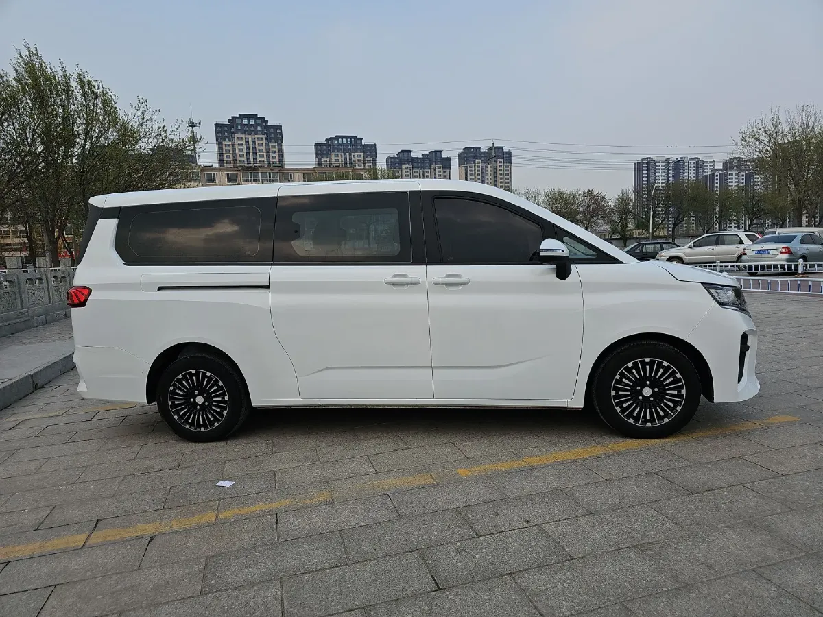 2023 BAW RuiSheng Trump M7 2.0L 144HP L4 8AT,autocango,china used car exporter,china ev exporter,chinese used car exporter,chinese used ev exporter