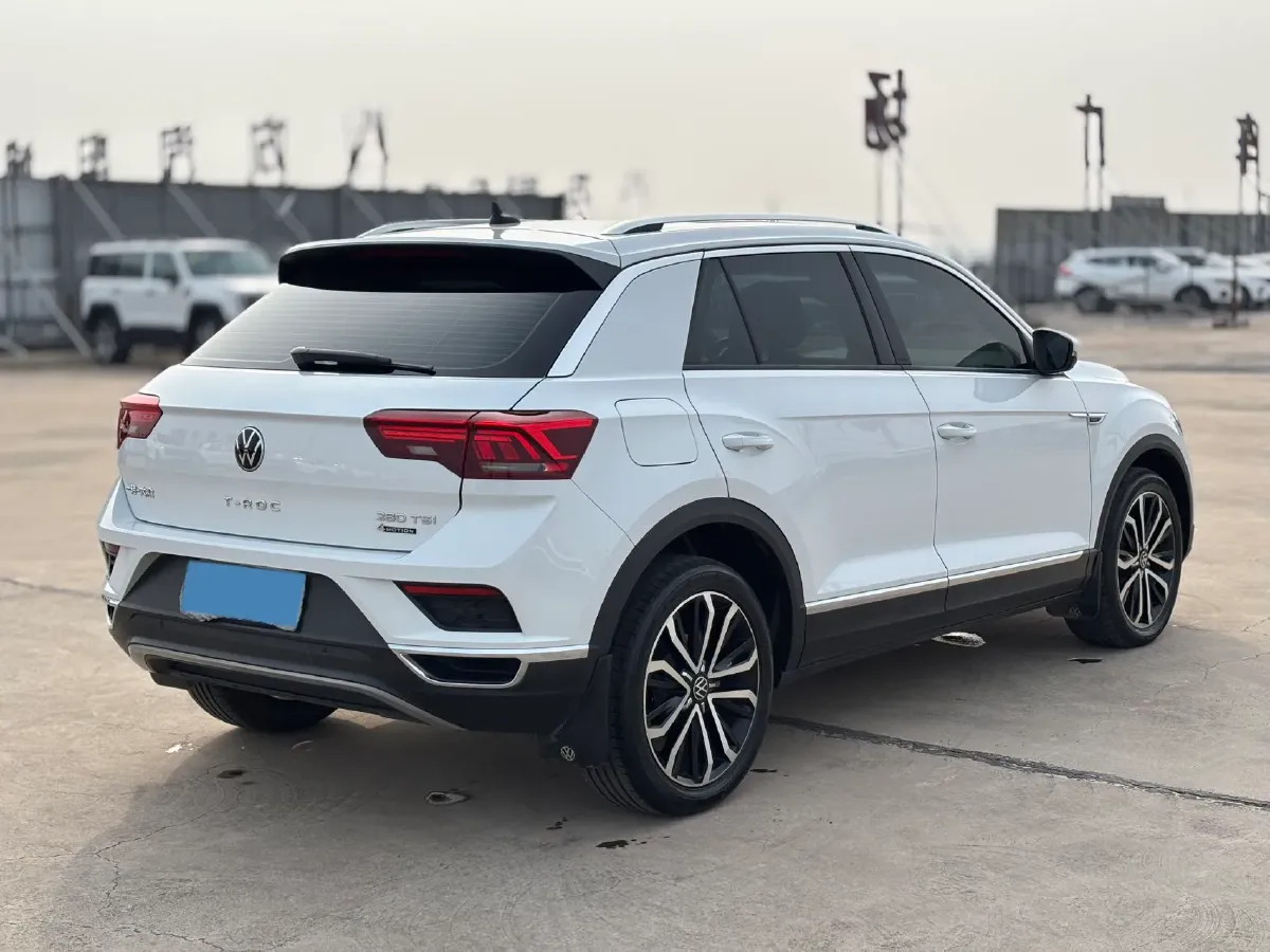 2021 Volkswagen T-Roc 1.4T 150HP L4 7DCT,autocango,china used car exporter,china ev exporter,chinese used car exporter,chinese used ev exporter