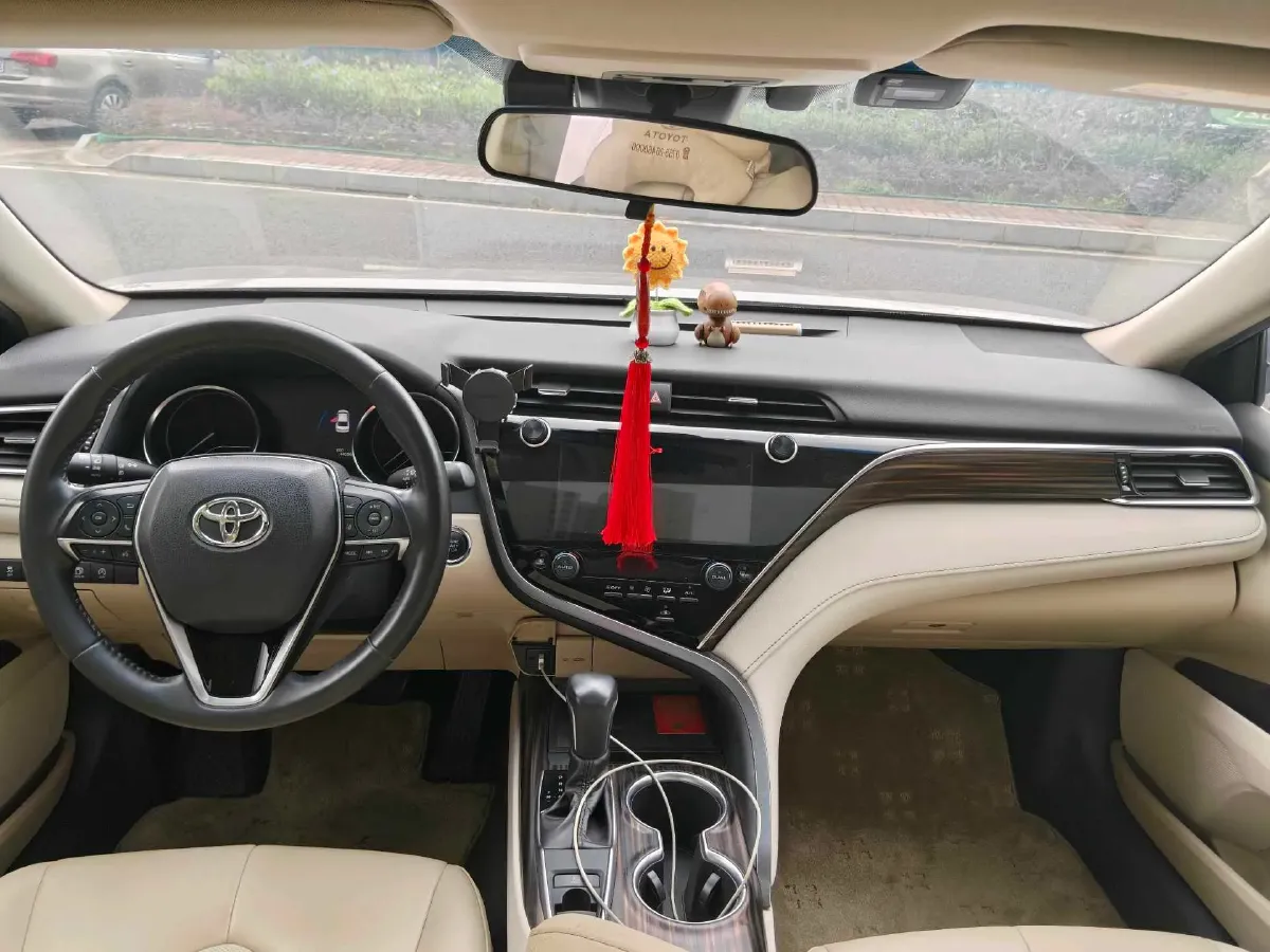 2019 Toyota Camry 2.0L 178HP L4 CVT,autocango,china used car exporter,china ev exporter,chinese used car exporter,chinese used ev exporter