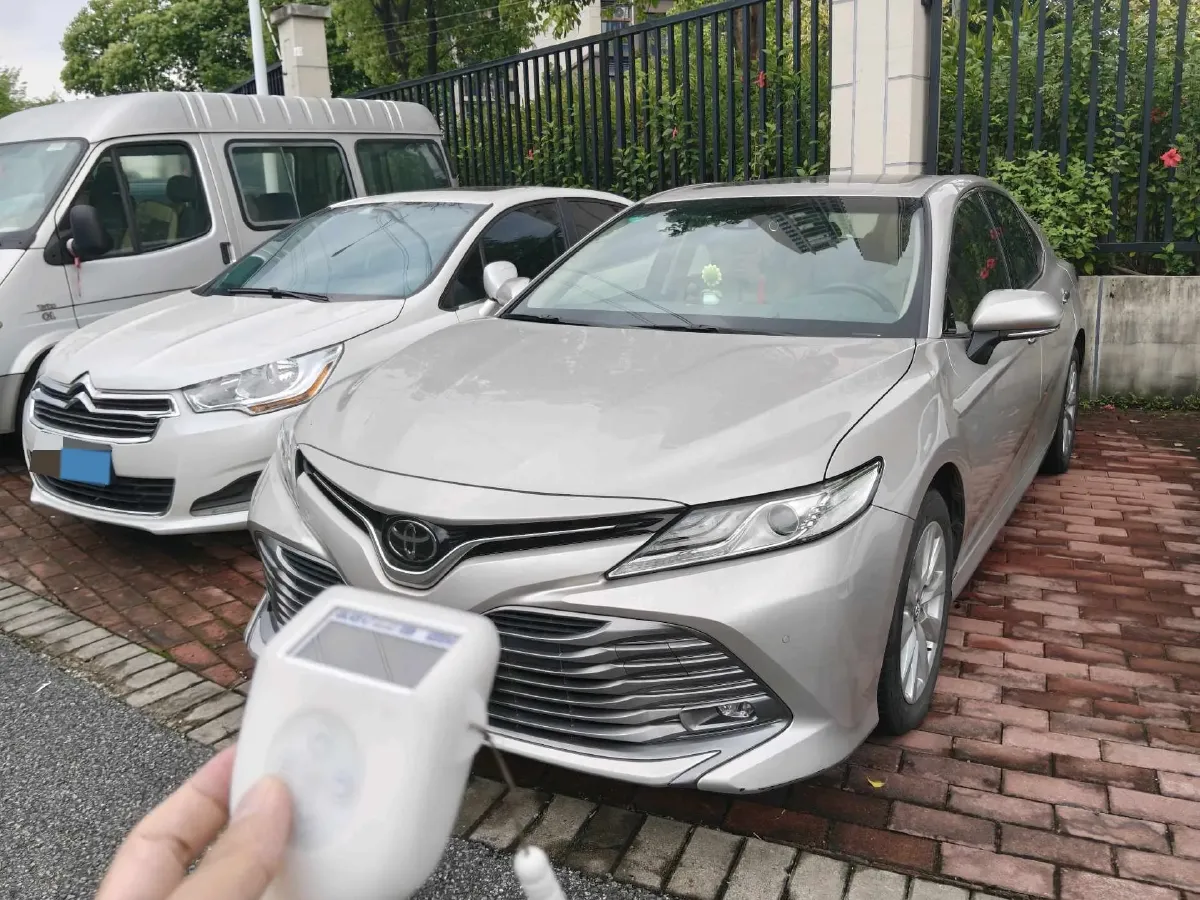 2019 Toyota Camry 2.0L 178HP L4 CVT,autocango,china used car exporter,china ev exporter,chinese used car exporter,chinese used ev exporter