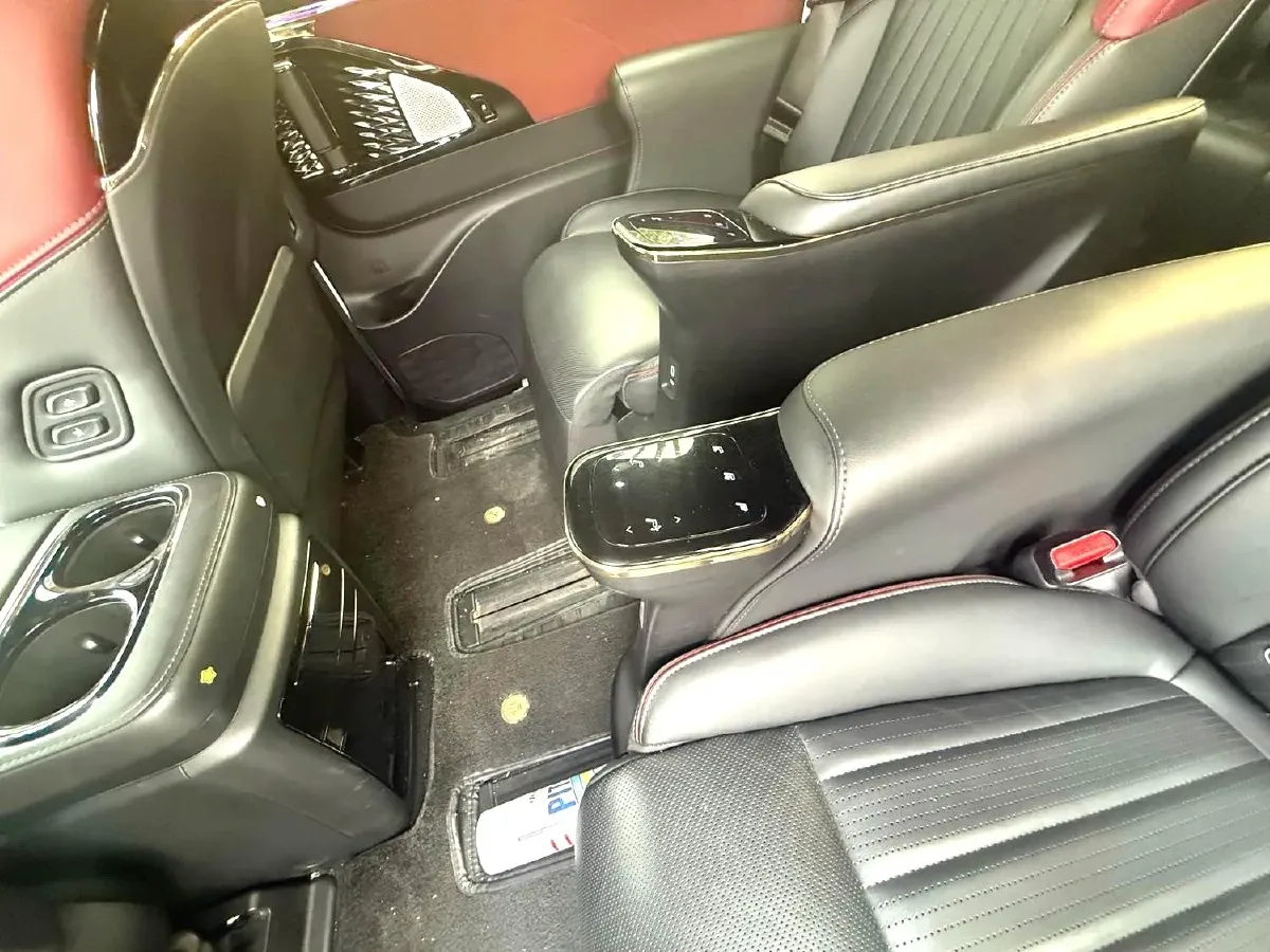 2024 GAC Trumpchi M8 2.0T 252HP L4 8AT,autocango,china used car exporter,china ev exporter,chinese used car exporter,chinese used ev exporter