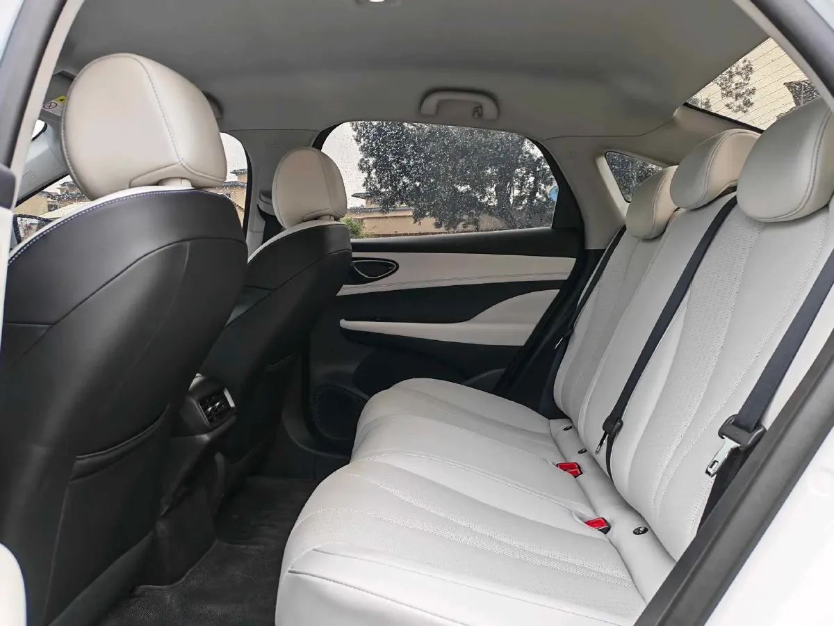 2025 BYD Seal05 DM-i 1.5L 101HP L4 E-CVT PHEV 7.68KWH,autocango,china used car exporter,china ev exporter,chinese used car exporter,chinese used ev exporter