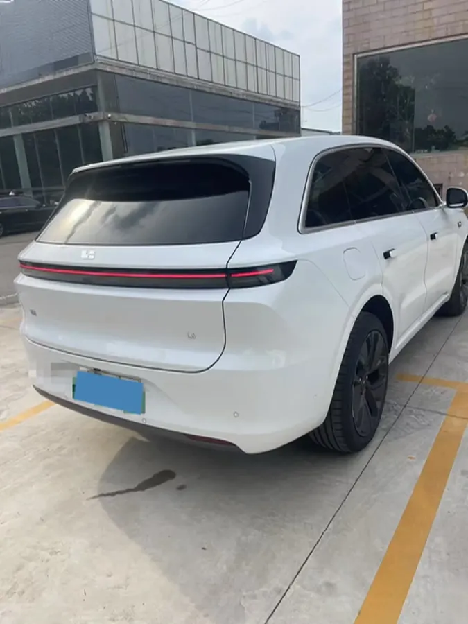 2024 Li L6 Range Extended 154HP L4 REEV 36.8KWH,autocango,china used car exporter,china ev exporter,chinese used car exporter,chinese used ev exporter