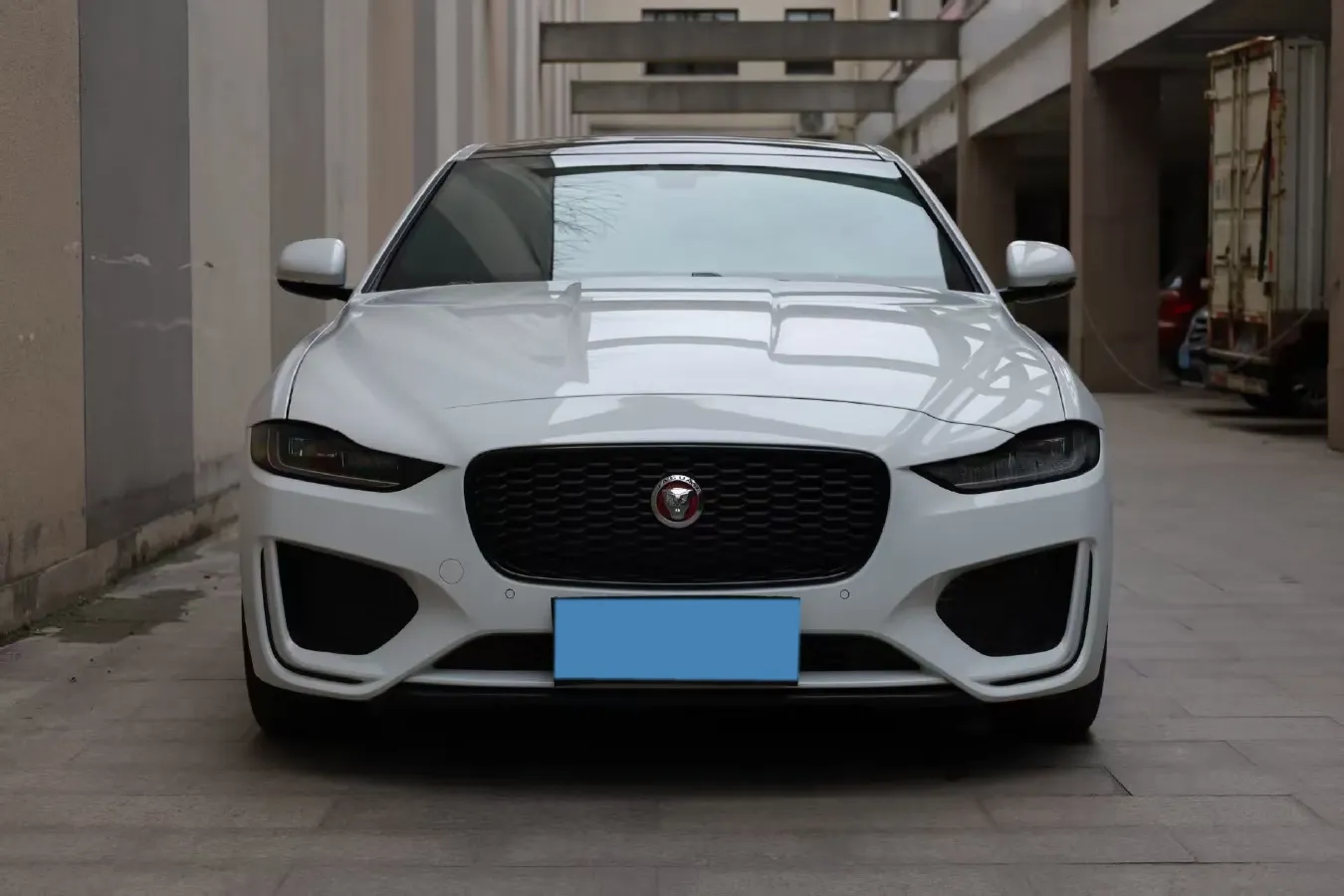 2021 Jaguar XEL 2.0T 200HP L4 8AT,autocango,china used car exporter,china ev exporter,chinese used car exporter,chinese used ev exporter