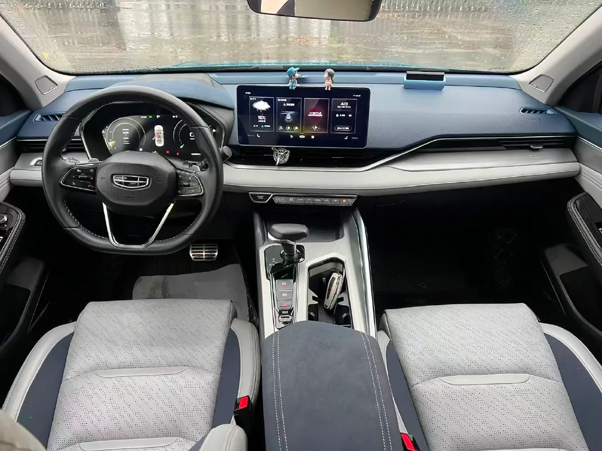 2021 Geely Preface 2.0T 190HP L4 7DCT,autocango,china used car exporter,china ev exporter,chinese used car exporter,chinese used ev exporter