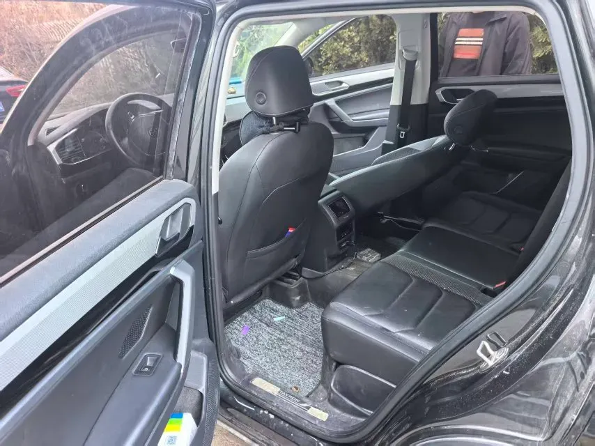 2020 Volkswagen Tayron 2.0T 186HP L4 7DCT,autocango,china used car exporter,china ev exporter,chinese used car exporter,chinese used ev exporter