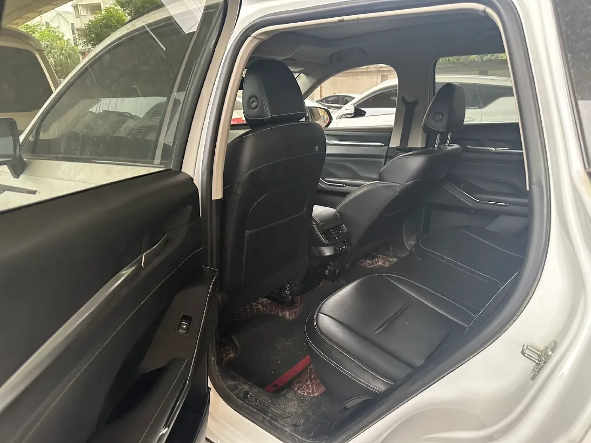 2021 Haval H6 2.0T 211HP L4 7DCT,autocango,china used car exporter,china ev exporter,chinese used car exporter,chinese used ev exporter