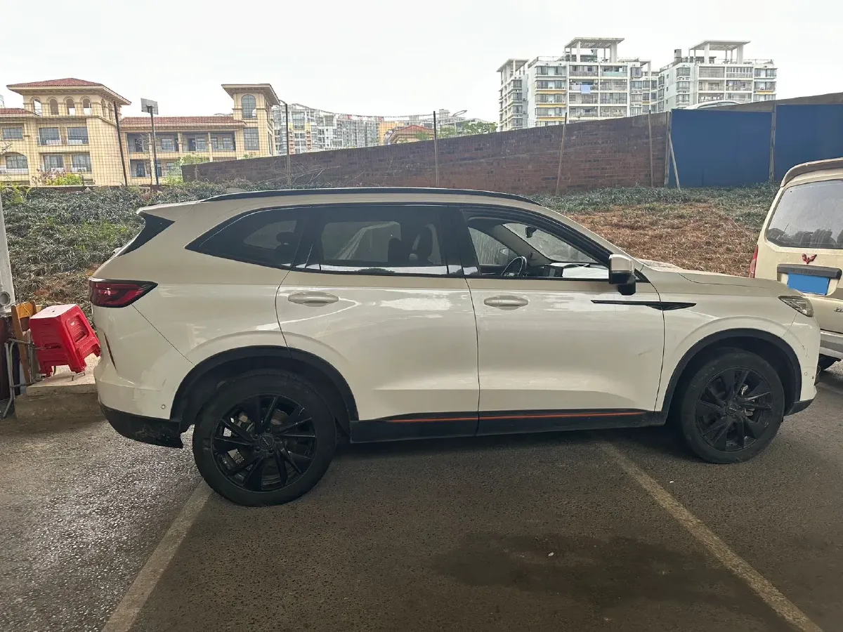 2021 Haval H6 2.0T 211HP L4 7DCT,autocango,china used car exporter,china ev exporter,chinese used car exporter,chinese used ev exporter