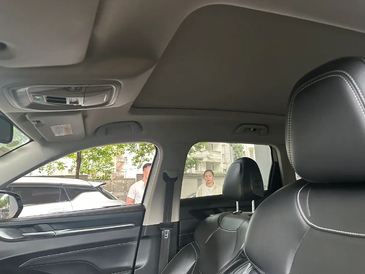 2021 Haval H6 2.0T 211HP L4 7DCT,autocango,china used car exporter,china ev exporter,chinese used car exporter,chinese used ev exporter