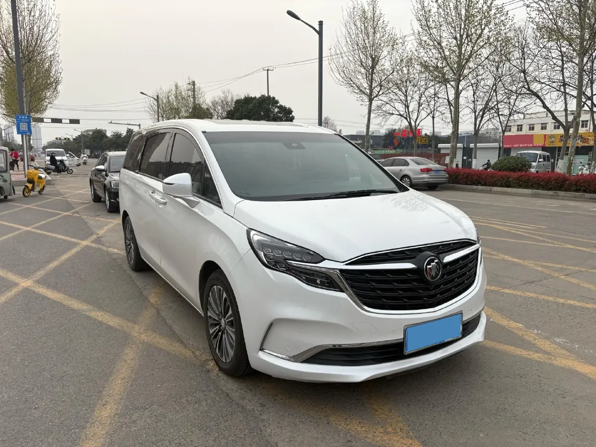 2022 Buick GL8 2.0T 237HP L4 9AT,autocango,china used car exporter,china ev exporter,chinese used car exporter,chinese used ev exporter