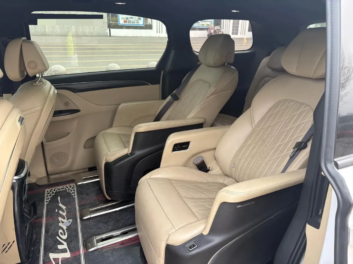 2022 Buick GL8 2.0T 237HP L4 9AT,autocango,china used car exporter,china ev exporter,chinese used car exporter,chinese used ev exporter