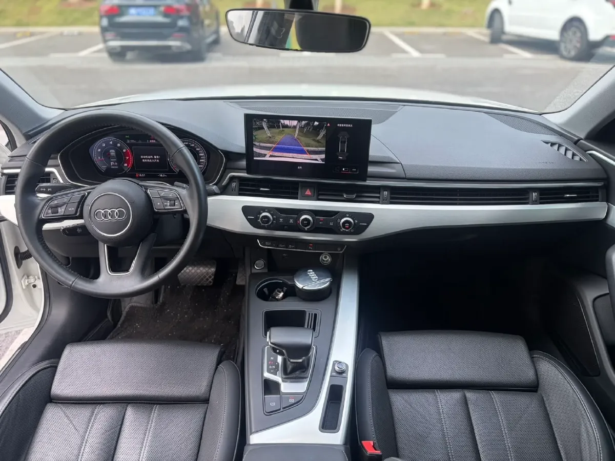 2020 Audi A4L 2.0T 190HP L4 7DCT,autocango,china used car exporter,china ev exporter,chinese used car exporter,chinese used ev exporter