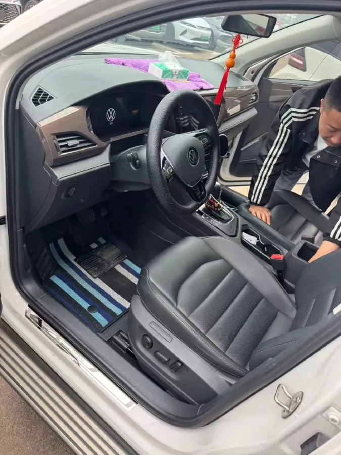 2022 Volkswagen Tharu 1.4T 150HP L4 7DCT,autocango,china used car exporter,china ev exporter,chinese used car exporter,chinese used ev exporter