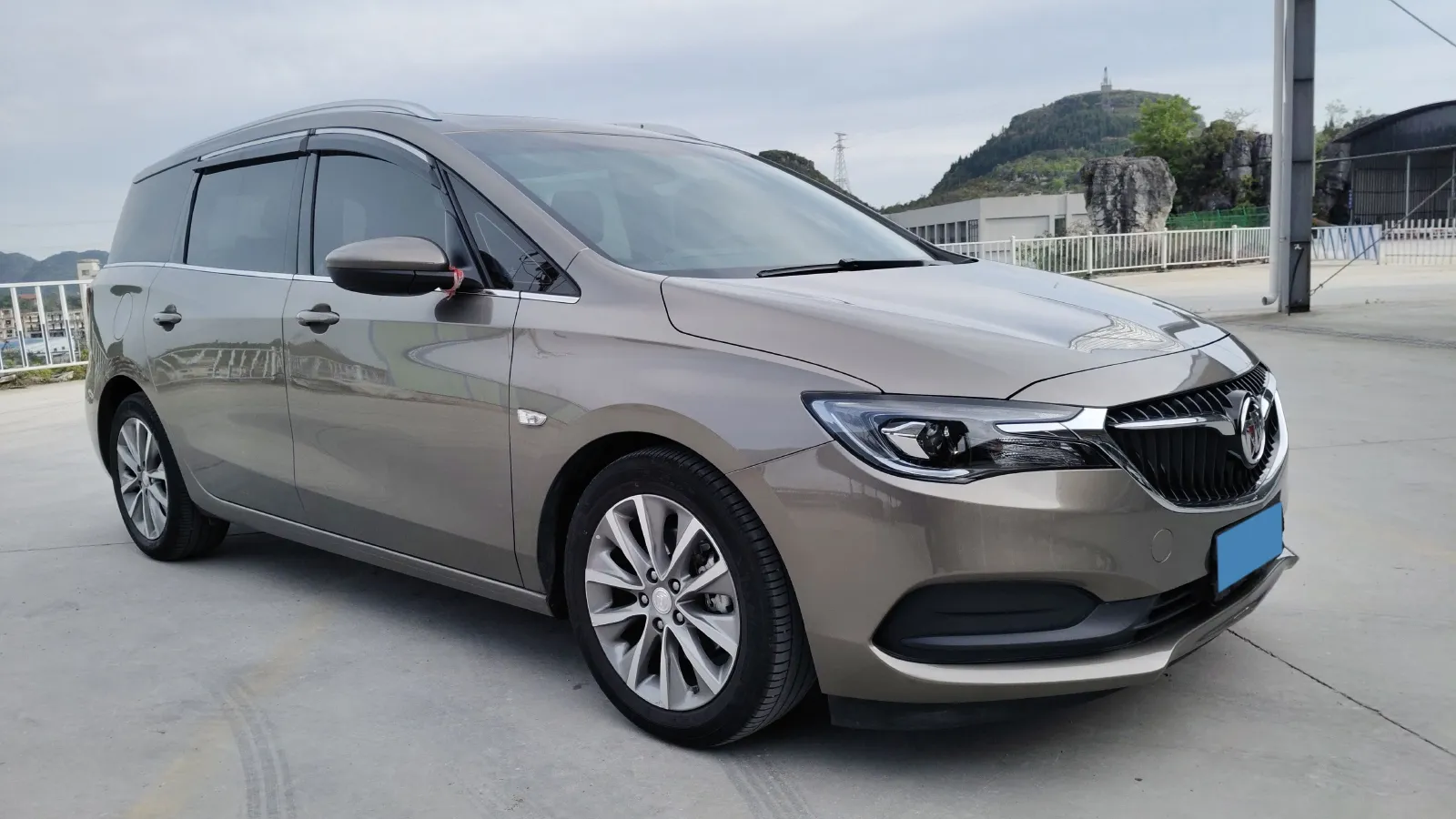 2021 Buick GL6 1.3T 163HP L3 6AT,autocango,china used car exporter,china ev exporter,chinese used car exporter,chinese used ev exporter