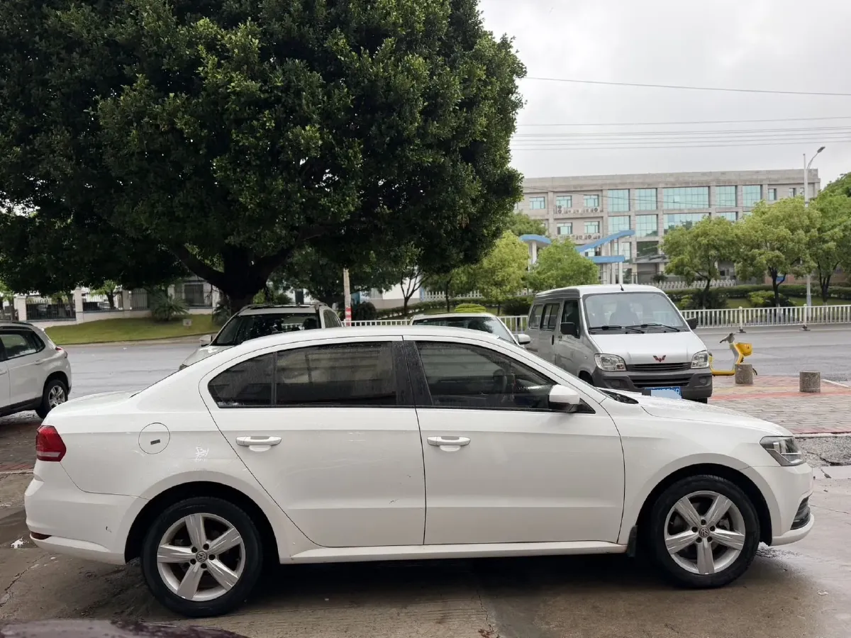 2017 Volkswagen Lavida 1.6L 110HP L4 6AT,autocango,china used car exporter,china ev exporter,chinese used car exporter,chinese used ev exporter