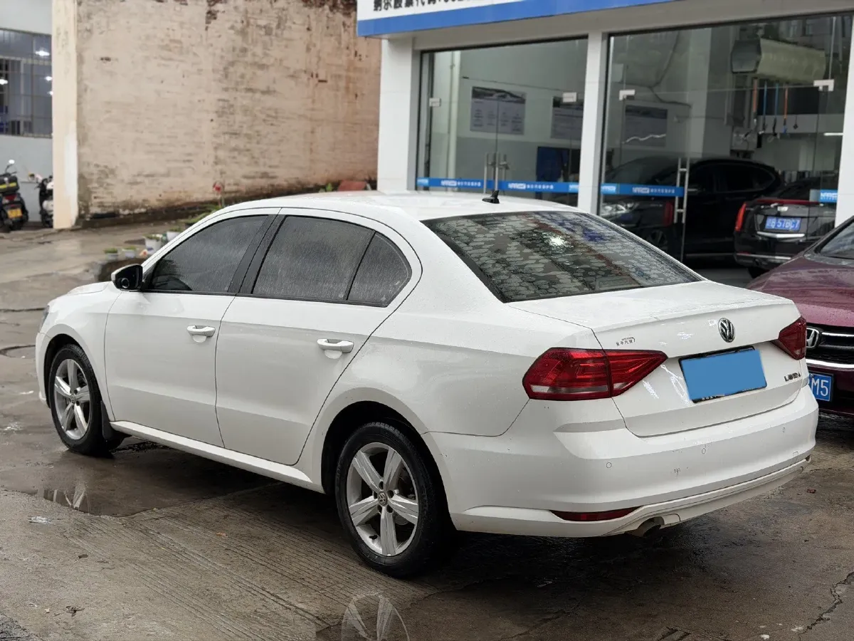 2017 Volkswagen Lavida 1.6L 110HP L4 6AT,autocango,china used car exporter,china ev exporter,chinese used car exporter,chinese used ev exporter