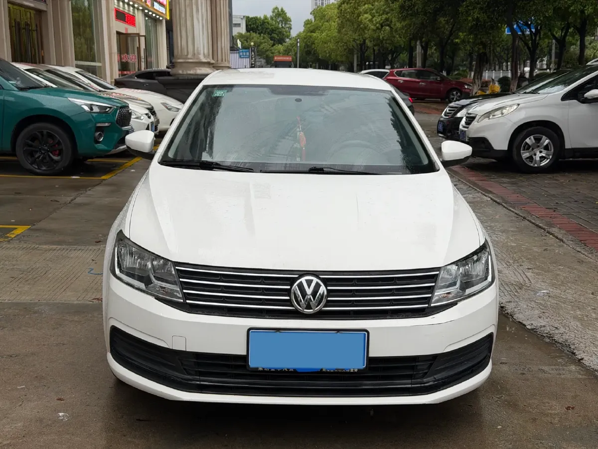 2017 Volkswagen Lavida 1.6L 110HP L4 6AT,autocango,china used car exporter,china ev exporter,chinese used car exporter,chinese used ev exporter
