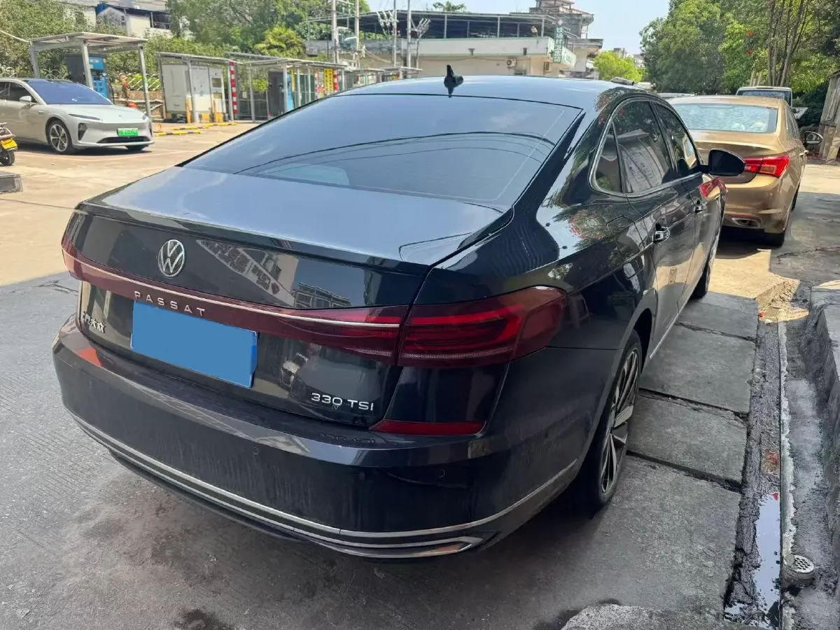 2023 Volkswagen Passat 2.0T 186HP L4 7DCT,autocango,china used car exporter,china ev exporter,chinese used car exporter,chinese used ev exporter