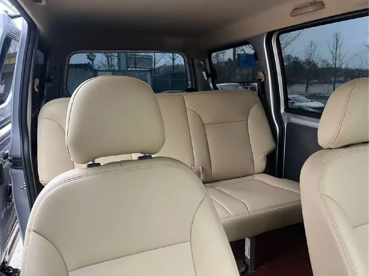 2022 JinBei Little Sea Lion X30 1.5L 102HP L4 5MT,autocango,china used car exporter,china ev exporter,chinese used car exporter,chinese used ev exporter