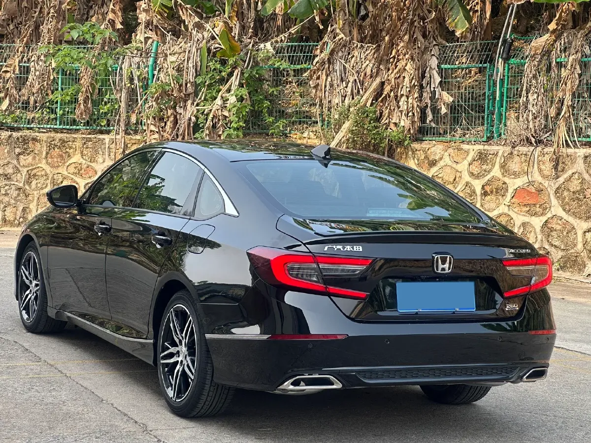 2022 Honda Accord 1.5T 194HP L4 CVT,autocango,china used car exporter,china ev exporter,chinese used car exporter,chinese used ev exporter