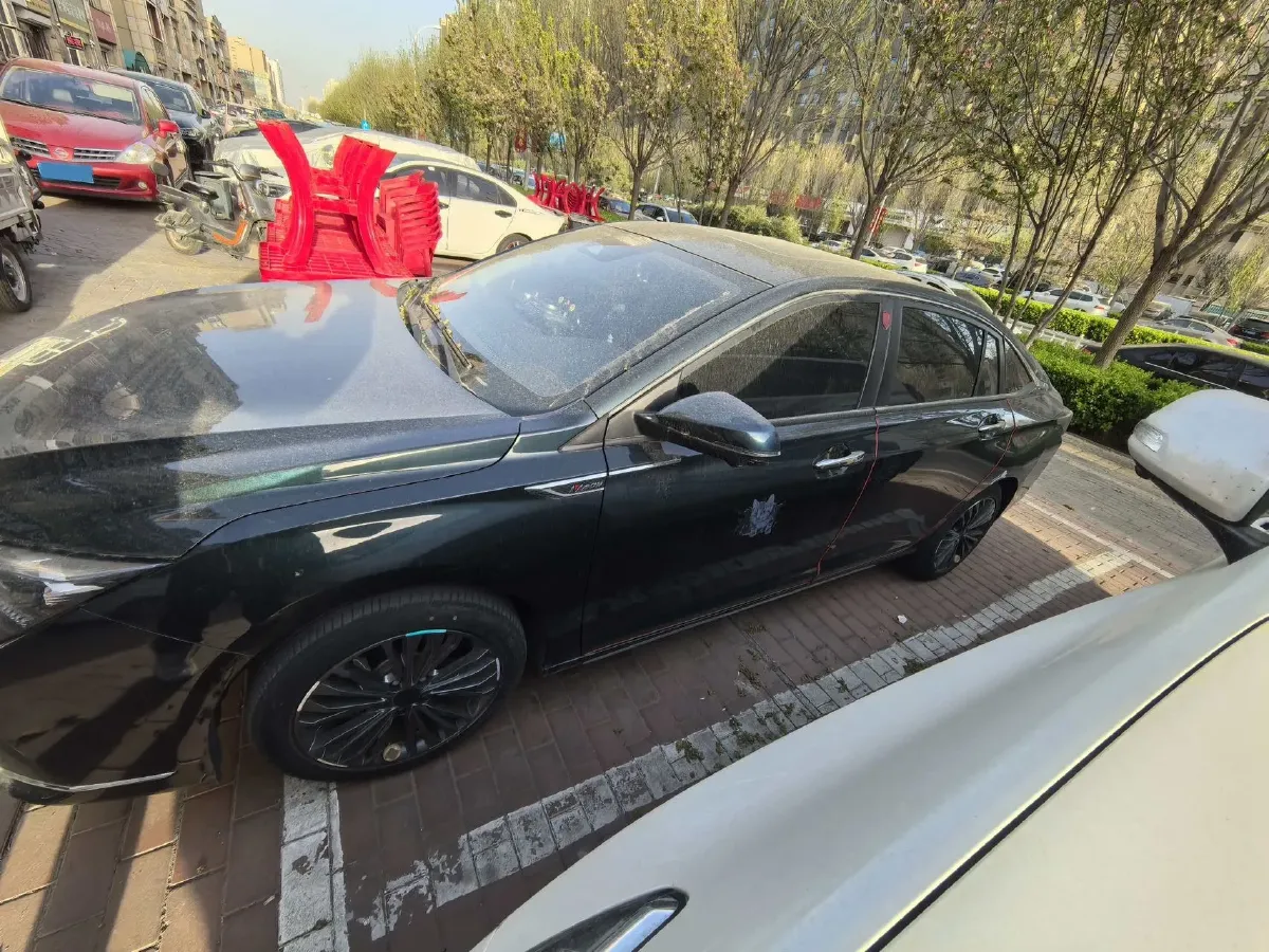 2021 DongFeng Aeolus YiXuan MAX 1.5T 190HP L4 7DCT,autocango,china used car exporter,china ev exporter,chinese used car exporter,chinese used ev exporter