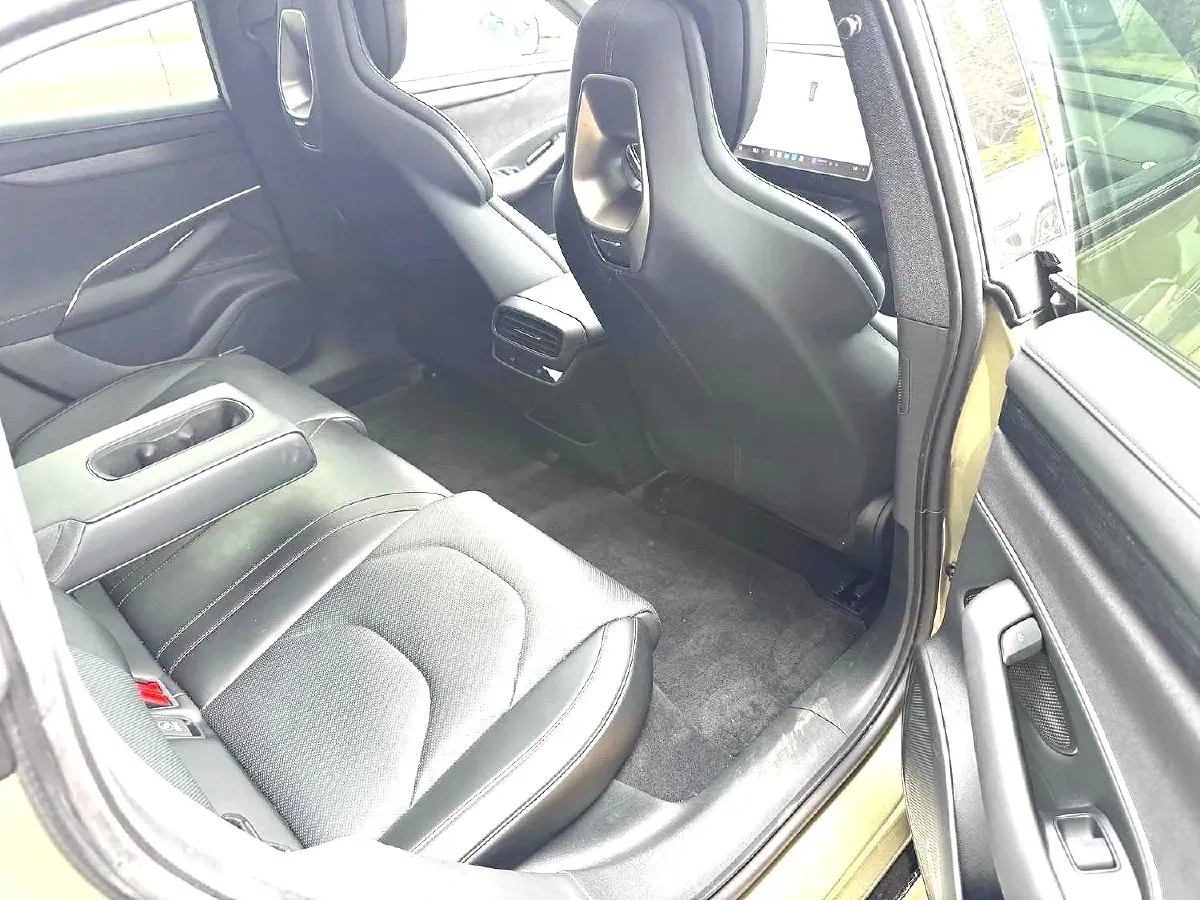 2024 MI SU7 BEV 94.3KWH,autocango,china used car exporter,china ev exporter,chinese used car exporter,chinese used ev exporter