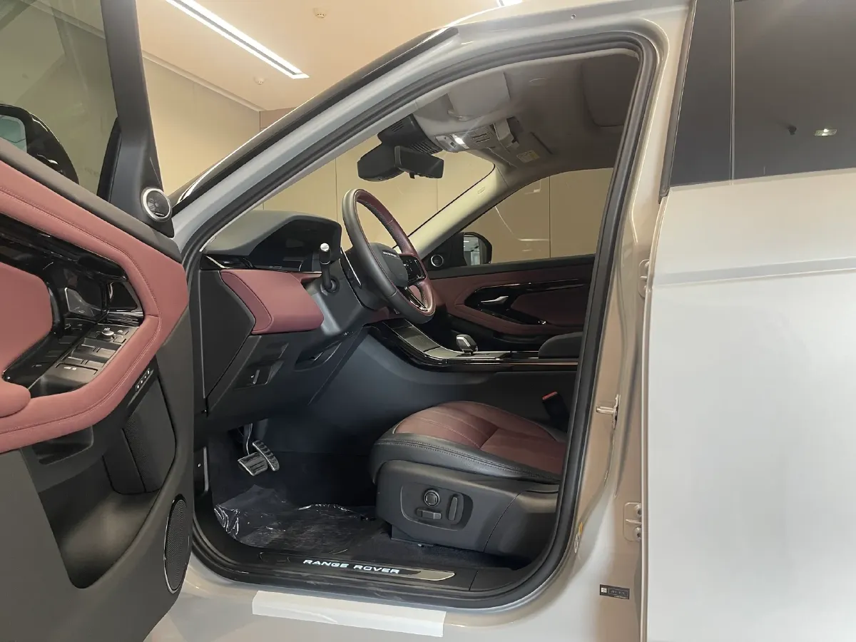 2024 Land Rover Range Rover Evoque 2.0T 249HP L4 9AT,autocango,china used car exporter,china ev exporter,chinese used car exporter,chinese used ev exporter