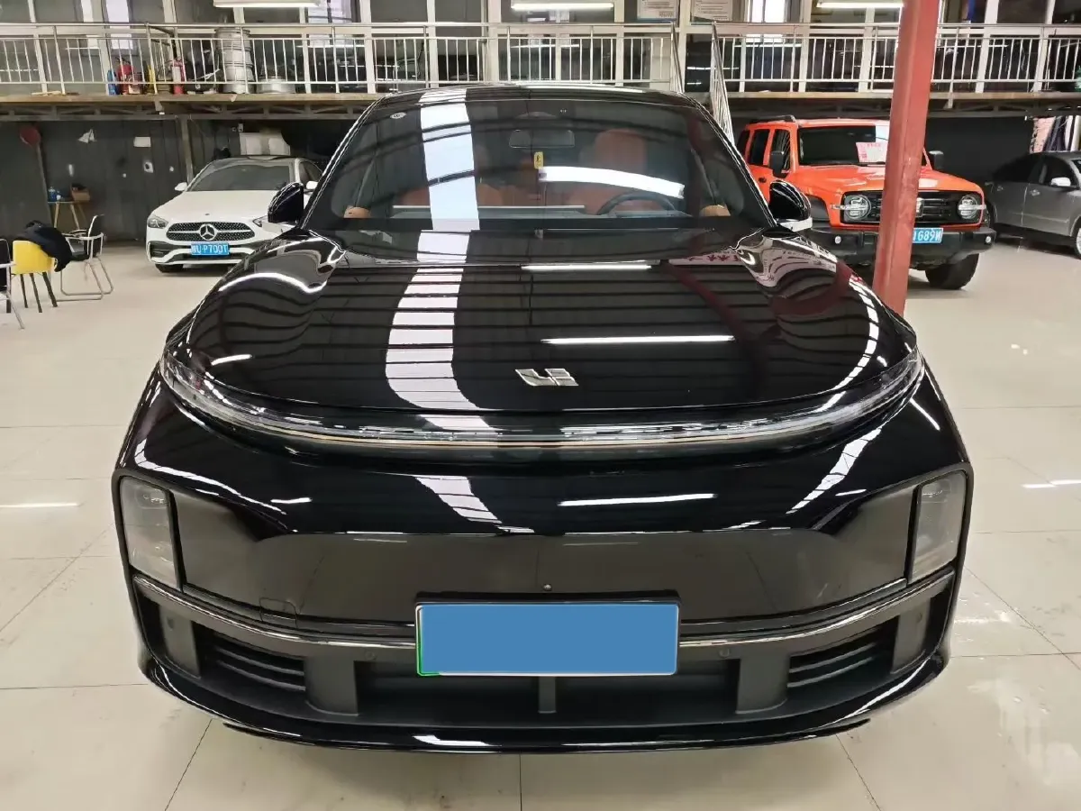 2023 Li L7 Range Extended 154HP REEV 40.9KWH,autocango,china used car exporter,china ev exporter,chinese used car exporter,chinese used ev exporter