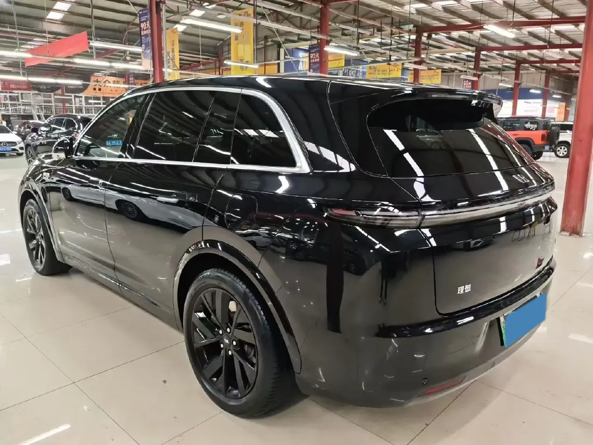2023 Li L7 Range Extended 154HP REEV 40.9KWH,autocango,china used car exporter,china ev exporter,chinese used car exporter,chinese used ev exporter