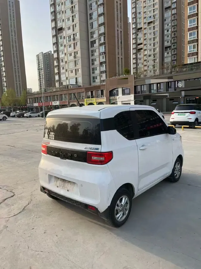 2020 WuLing HongGuang MINI EV BEV 9KWH,autocango,china used car exporter,china ev exporter,chinese used car exporter,chinese used ev exporter
