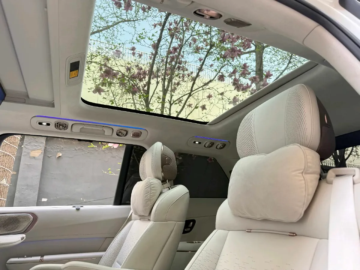 2025 LYNK&CO 900 2.0T 254HP L4 3DHT PHEV,autocango,china used car exporter,china ev exporter,chinese used car exporter,chinese used ev exporter