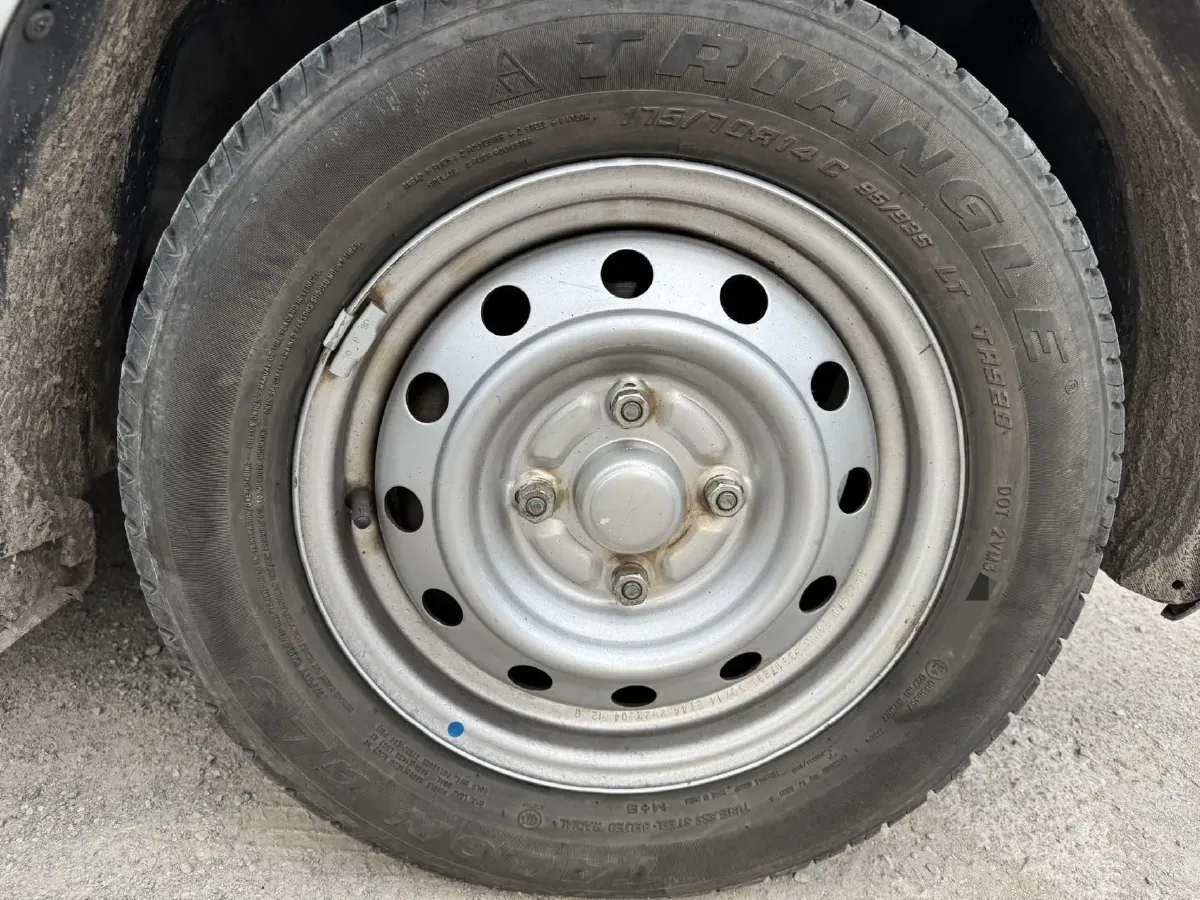 2022 JinBei Little Sea Lion X30 1.5L 102HP L4 5MT,autocango,china used car exporter,china ev exporter,chinese used car exporter,chinese used ev exporter