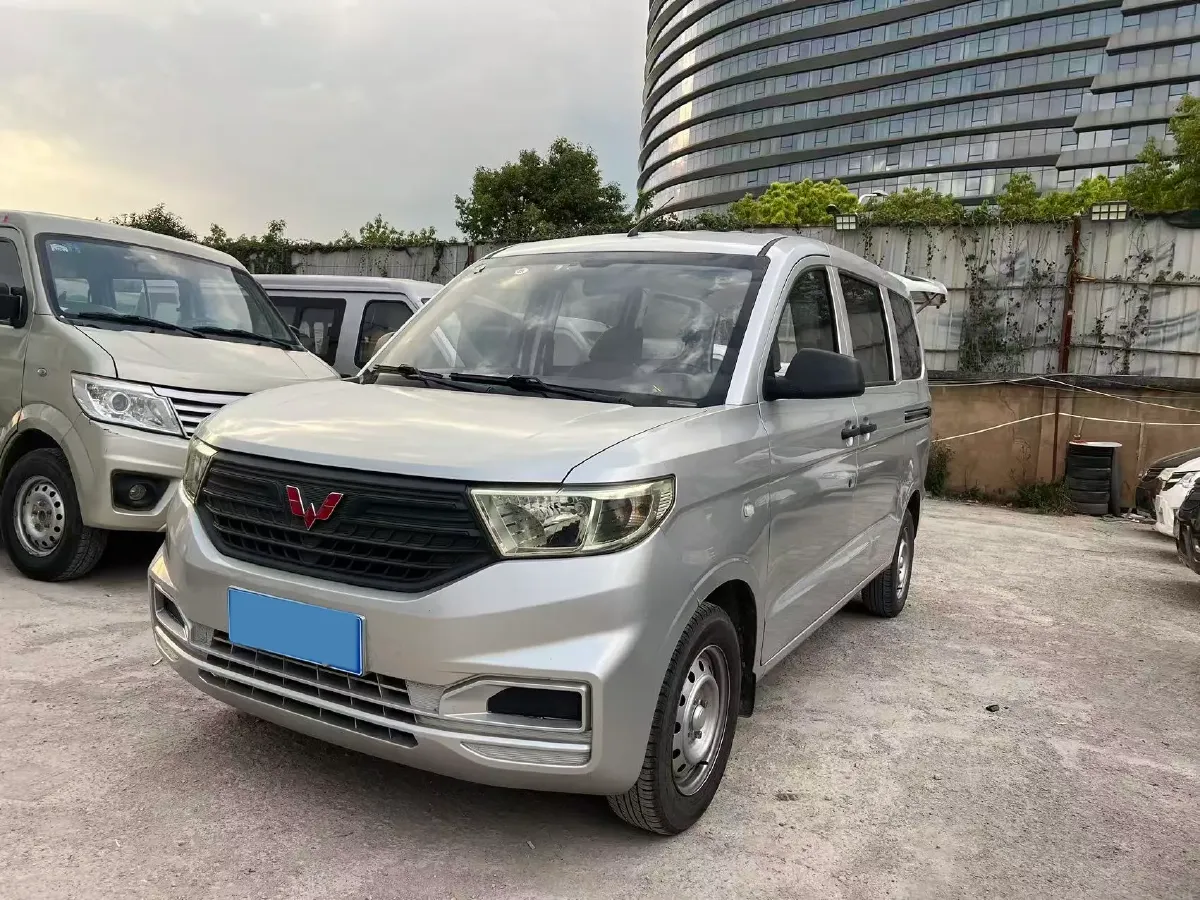 2022 JinBei Little Sea Lion X30 1.5L 102HP L4 5MT,autocango,china used car exporter,china ev exporter,chinese used car exporter,chinese used ev exporter