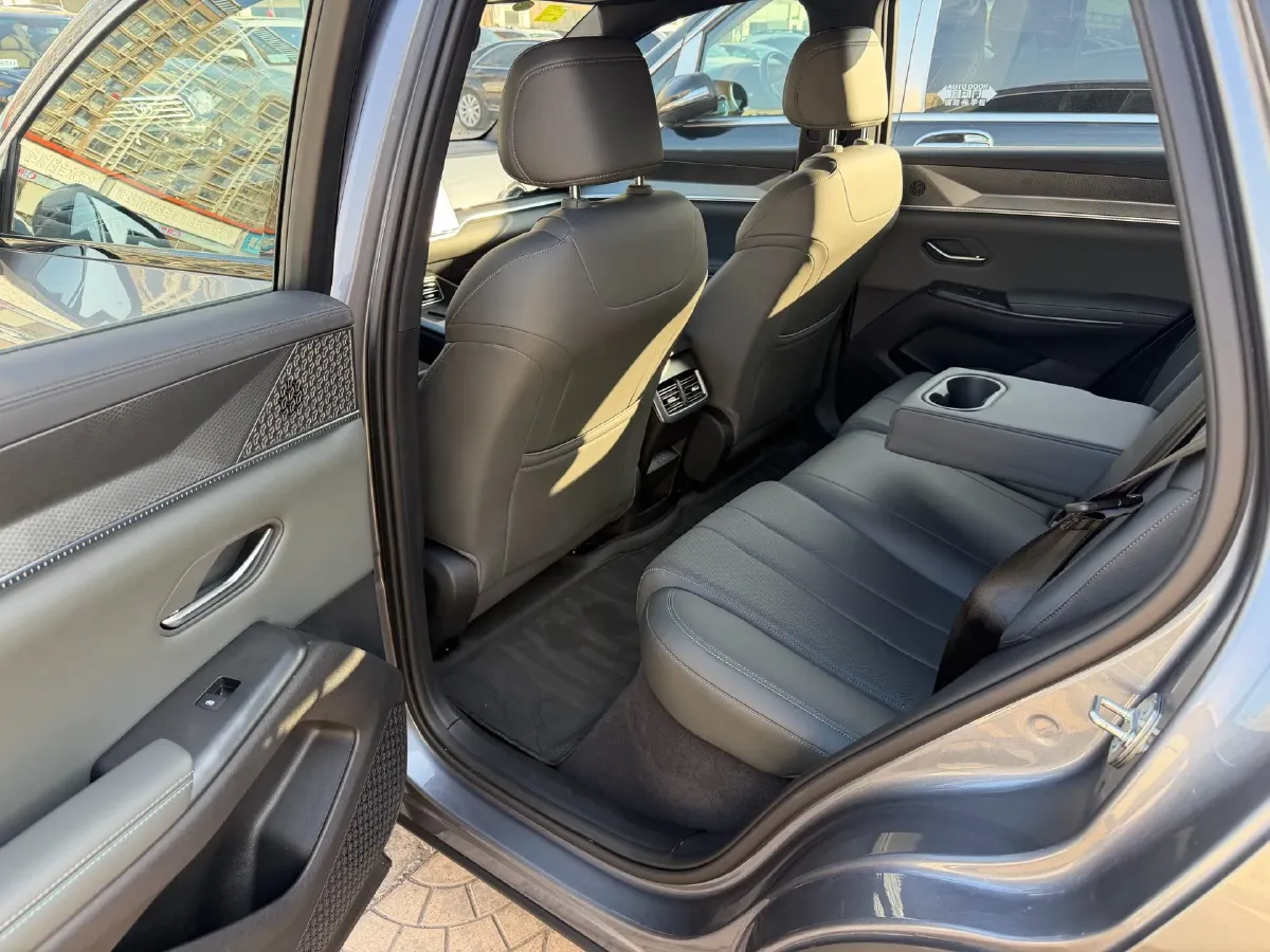 2025 BYD Song Pro 1.5L 101HP L4 E-CVT PHEV 18.3KWH,autocango,china used car exporter,china ev exporter,chinese used car exporter,chinese used ev exporter