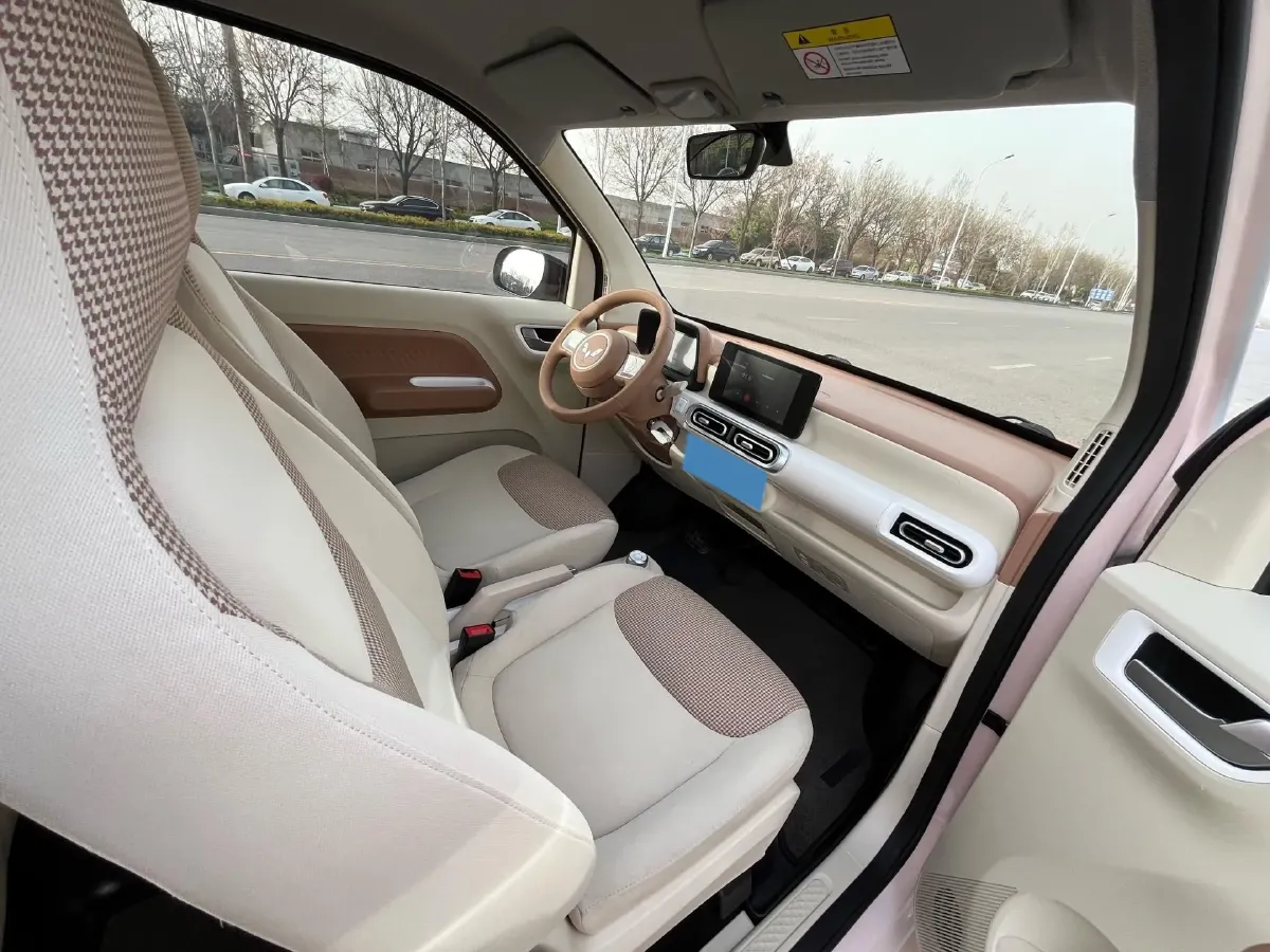 2024 WuLing HongGuang MINI EV BEV 17.3KWH,autocango,china used car exporter,china ev exporter,chinese used car exporter,chinese used ev exporter