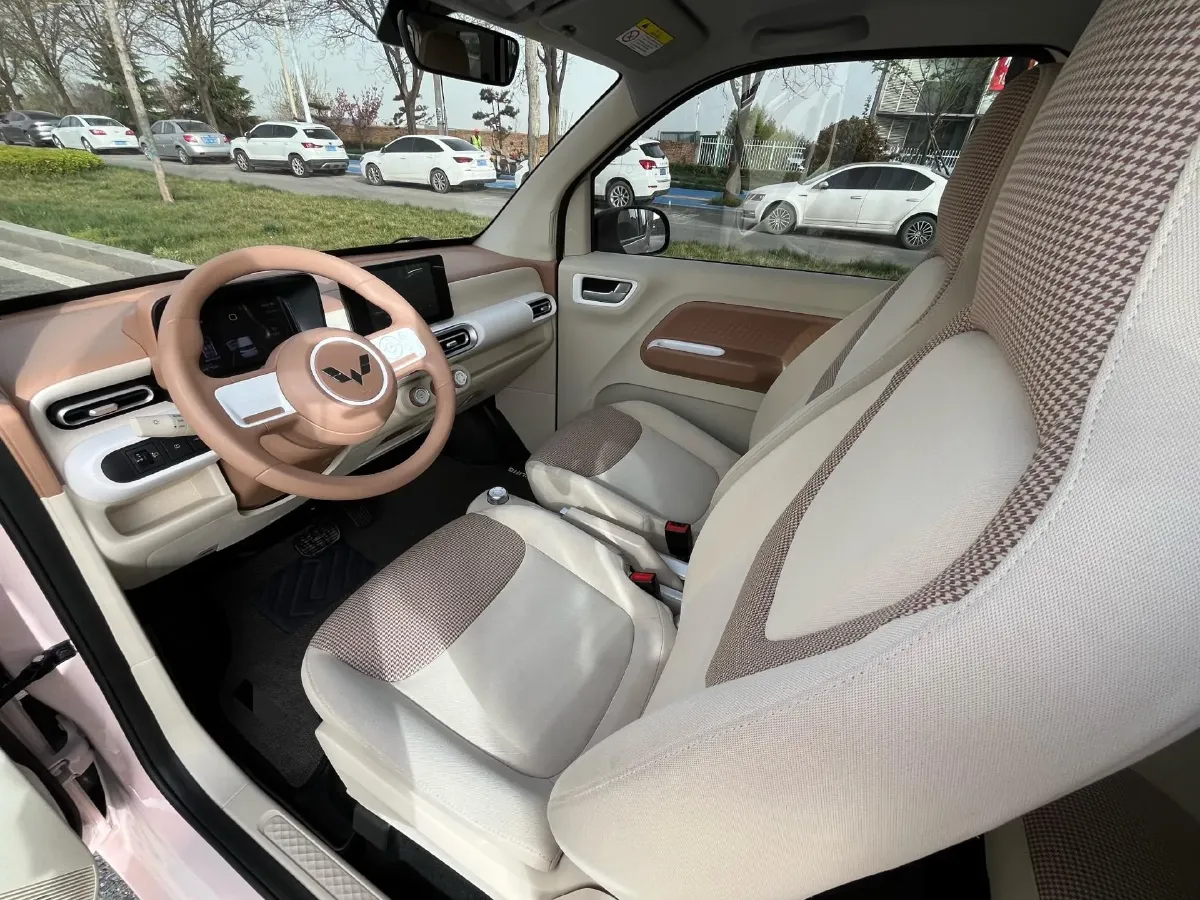 2024 WuLing HongGuang MINI EV BEV 17.3KWH,autocango,china used car exporter,china ev exporter,chinese used car exporter,chinese used ev exporter