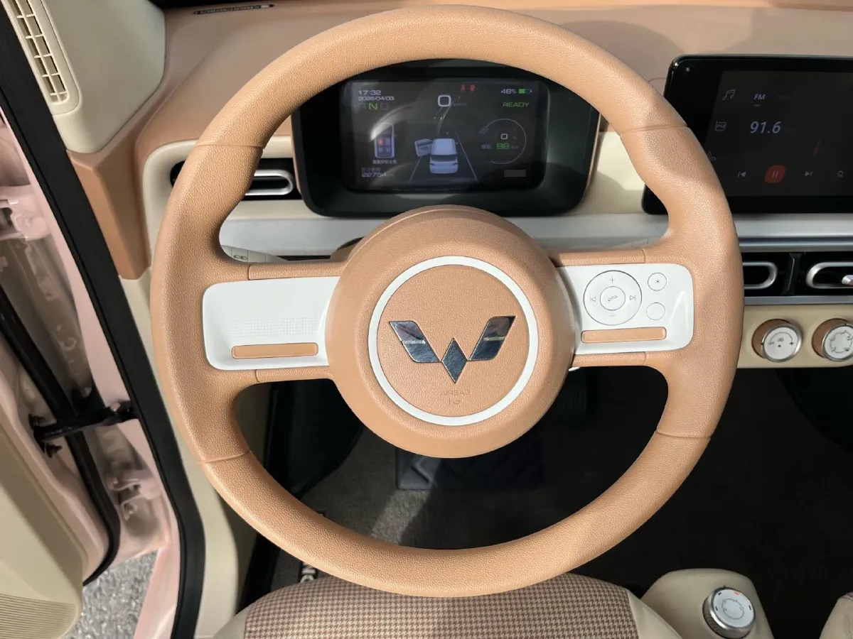 2024 WuLing HongGuang MINI EV BEV 17.3KWH,autocango,china used car exporter,china ev exporter,chinese used car exporter,chinese used ev exporter