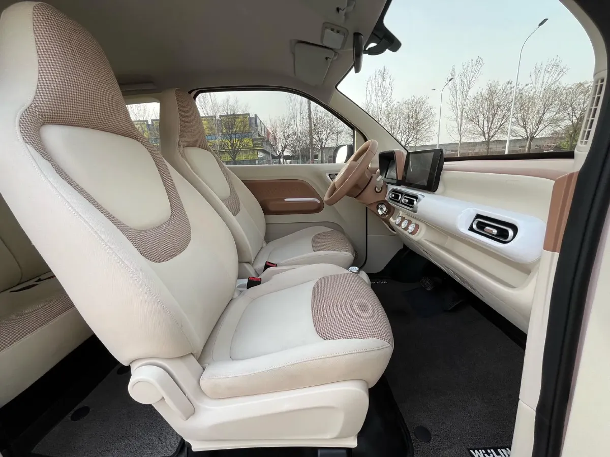 2024 WuLing HongGuang MINI EV BEV 17.3KWH,autocango,china used car exporter,china ev exporter,chinese used car exporter,chinese used ev exporter