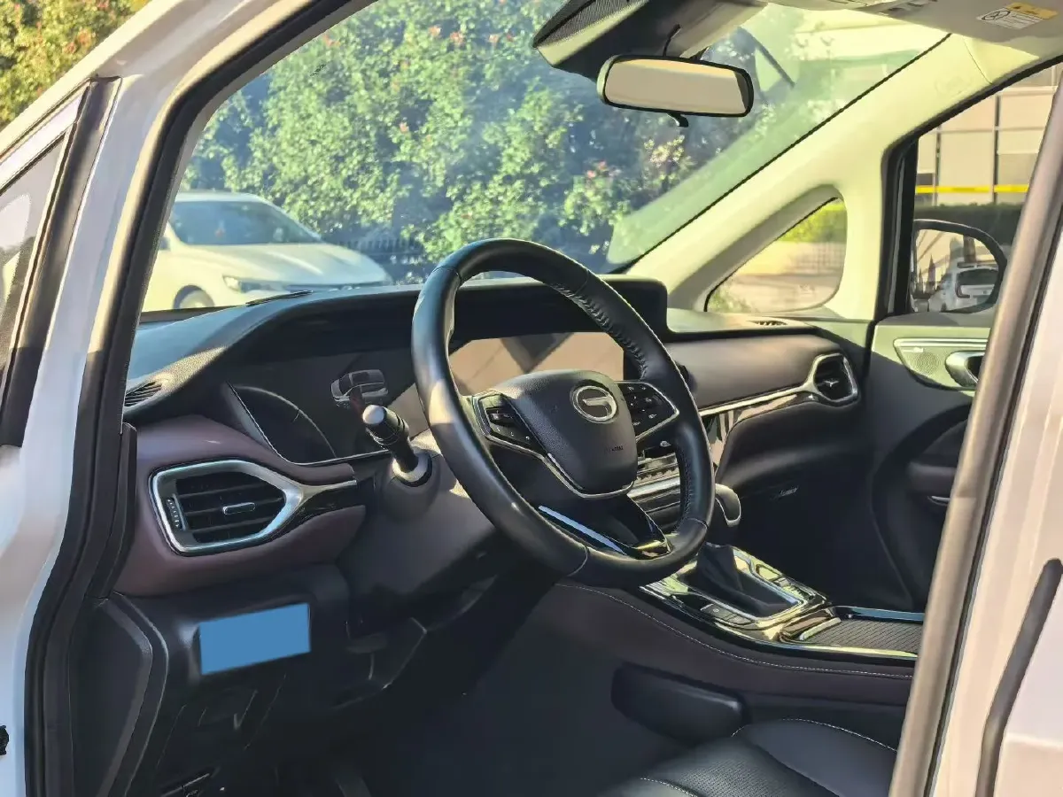 2023 GAC Trumpchi M6 1.5T 177HP L4 7DCT,autocango,china used car exporter,china ev exporter,chinese used car exporter,chinese used ev exporter