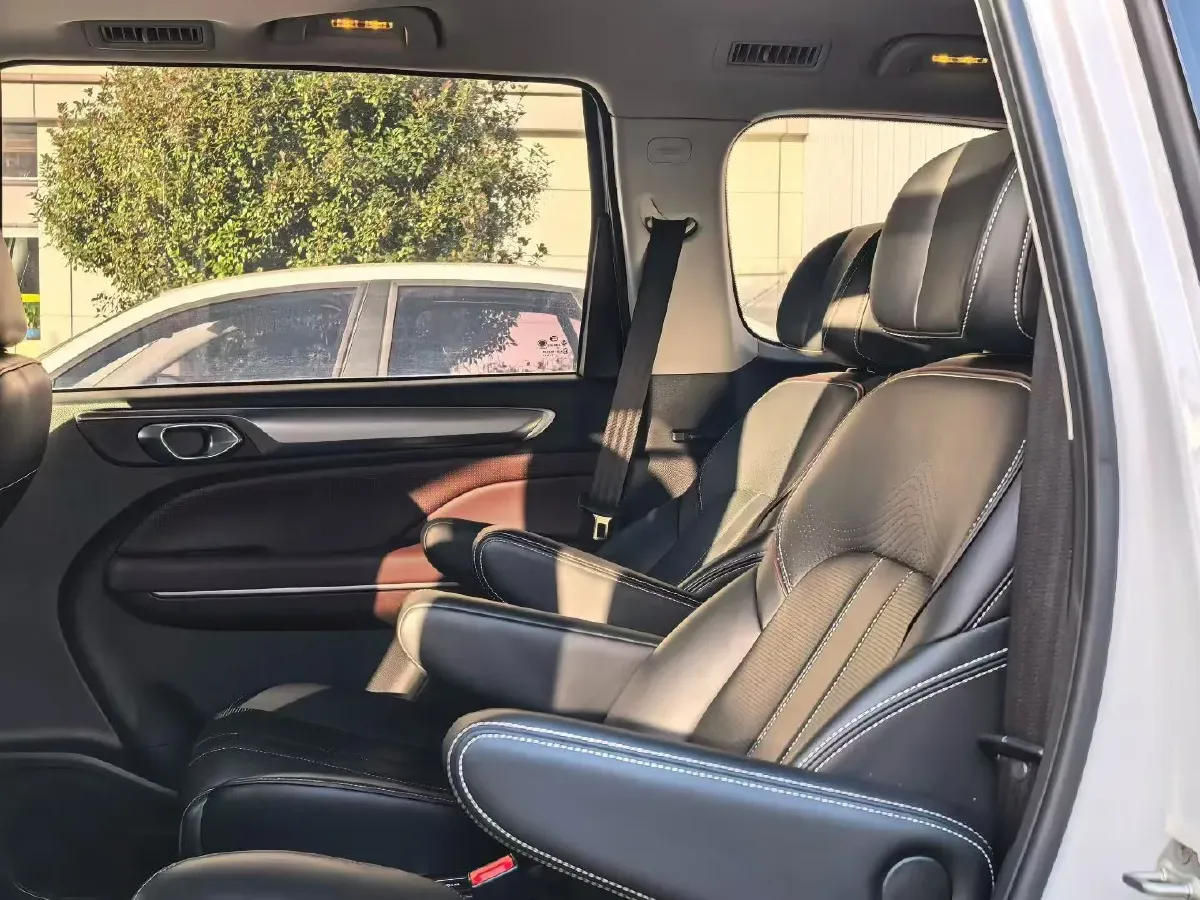 2023 GAC Trumpchi M6 1.5T 177HP L4 7DCT,autocango,china used car exporter,china ev exporter,chinese used car exporter,chinese used ev exporter