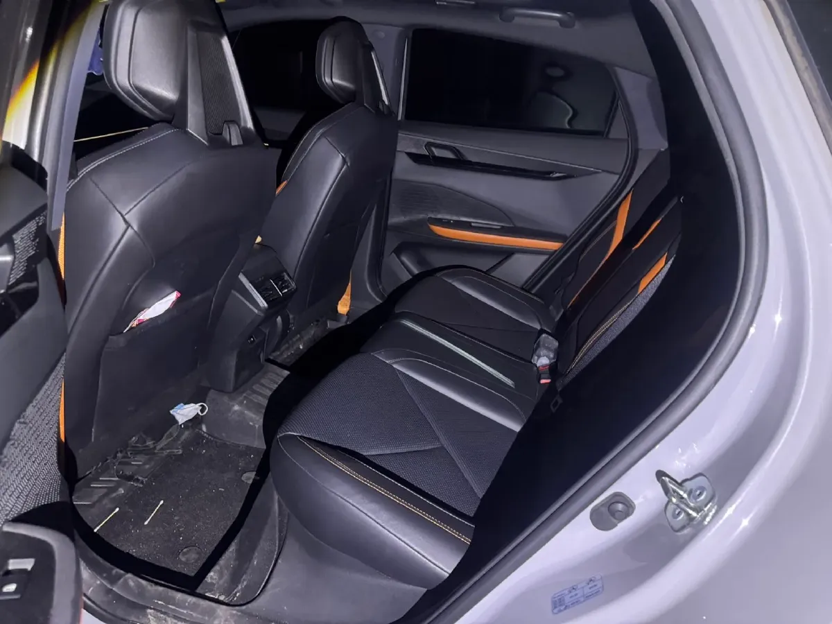 2024 ChangAn UNI-V 1.5T 188HP L4 7DCT,autocango,china used car exporter,china ev exporter,chinese used car exporter,chinese used ev exporter