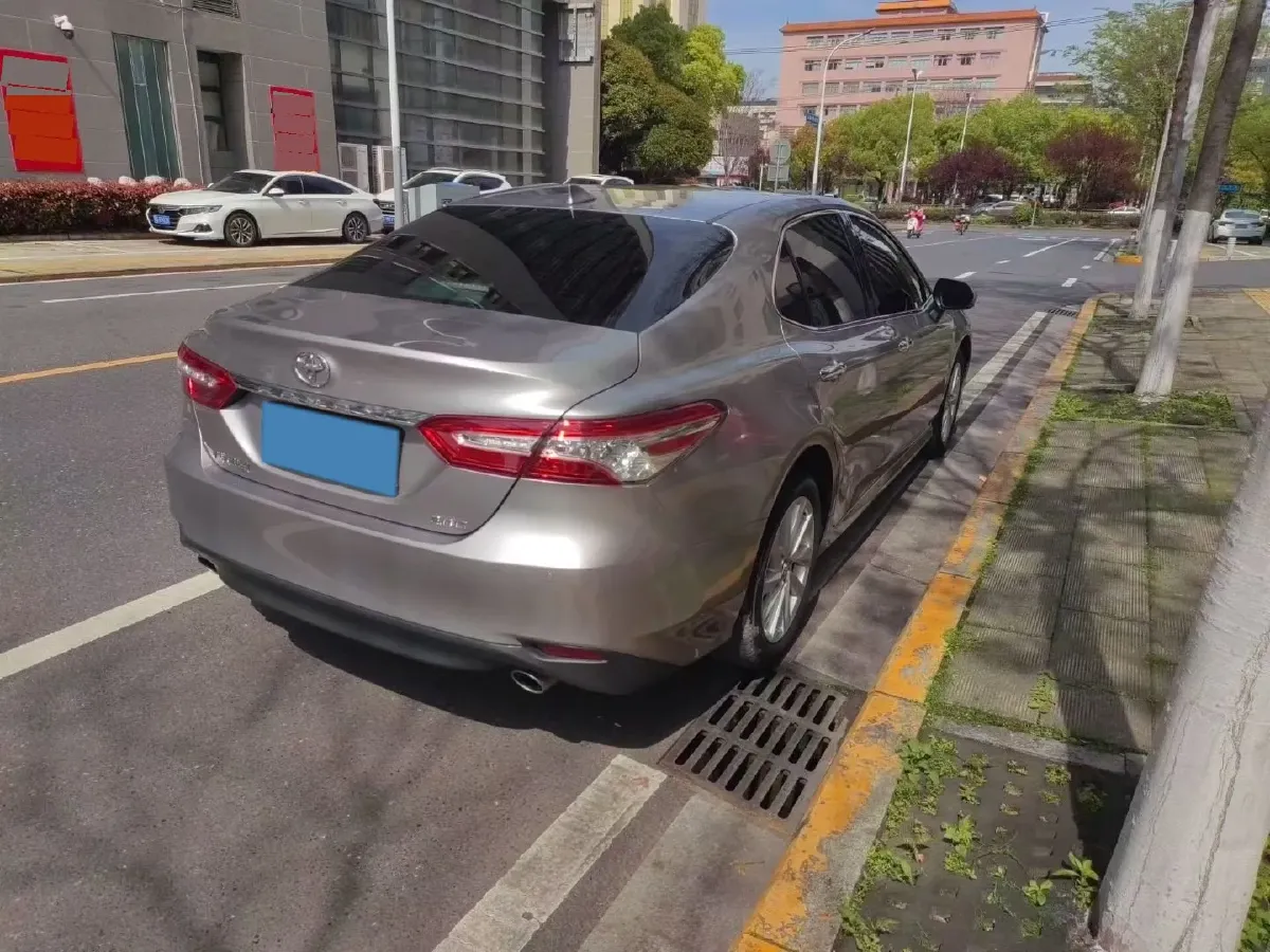 2021 Toyota Camry 2.0L 178HP L4 CVT,autocango,china used car exporter,china ev exporter,chinese used car exporter,chinese used ev exporter