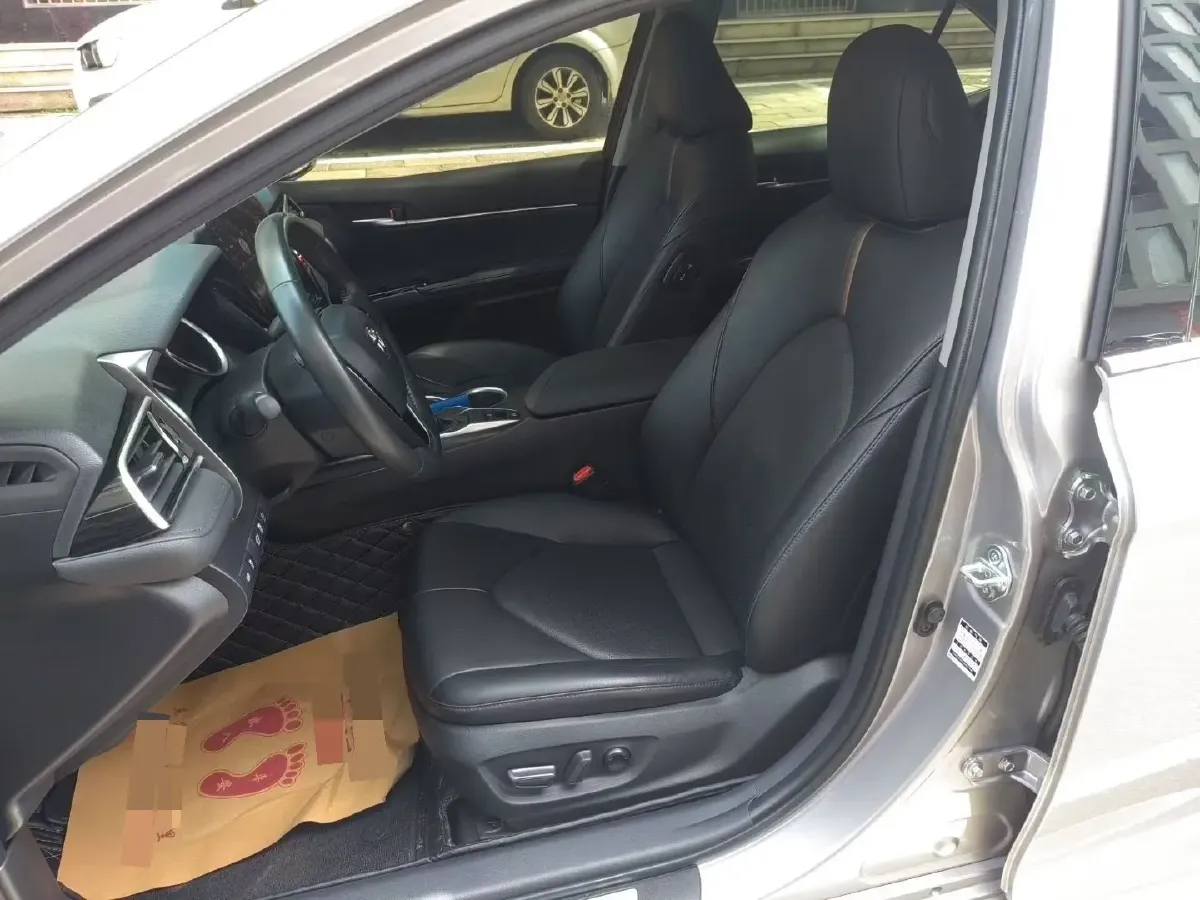 2021 Toyota Camry 2.0L 178HP L4 CVT,autocango,china used car exporter,china ev exporter,chinese used car exporter,chinese used ev exporter