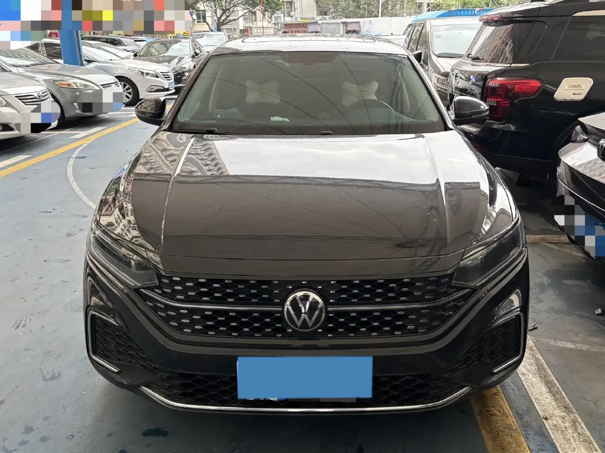 2026 Volkswagen Passat 2.0T 220HP L4 7DCT,autocango,china used car exporter,china ev exporter,chinese used car exporter,chinese used ev exporter
