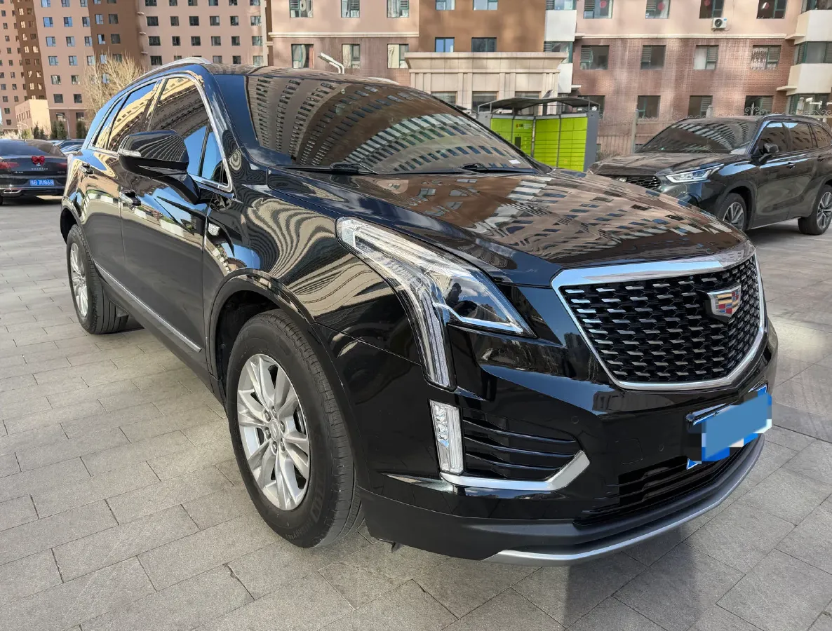 2021 Cadillac XT5 2.0T 237HP L4 9AT,autocango,china used car exporter,china ev exporter,chinese used car exporter,chinese used ev exporter