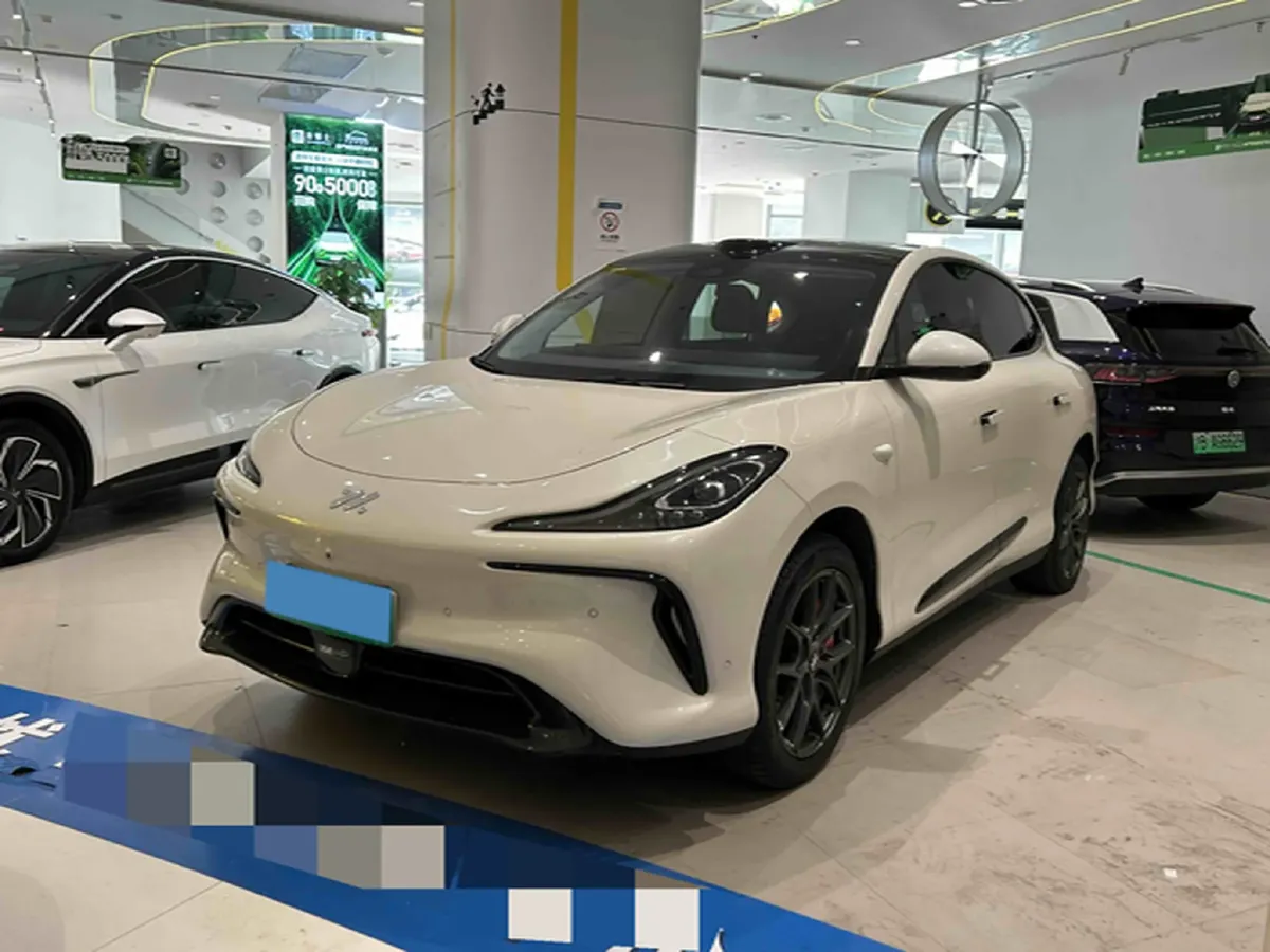 2023 IM LS6 BEV 71KWH,autocango,china used car exporter,china ev exporter,chinese used car exporter,chinese used ev exporter