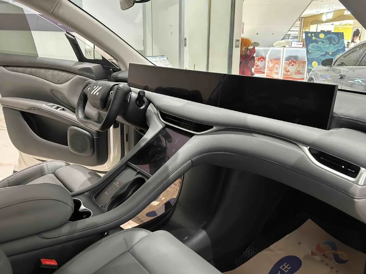 2023 IM LS6 BEV 71KWH,autocango,china used car exporter,china ev exporter,chinese used car exporter,chinese used ev exporter