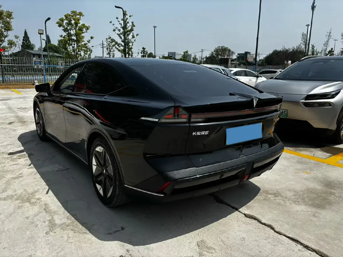 2022 DongFeng Forthing LingZhi EV BEV 68.4KWH,autocango,china used car exporter,china ev exporter,chinese used car exporter,chinese used ev exporter