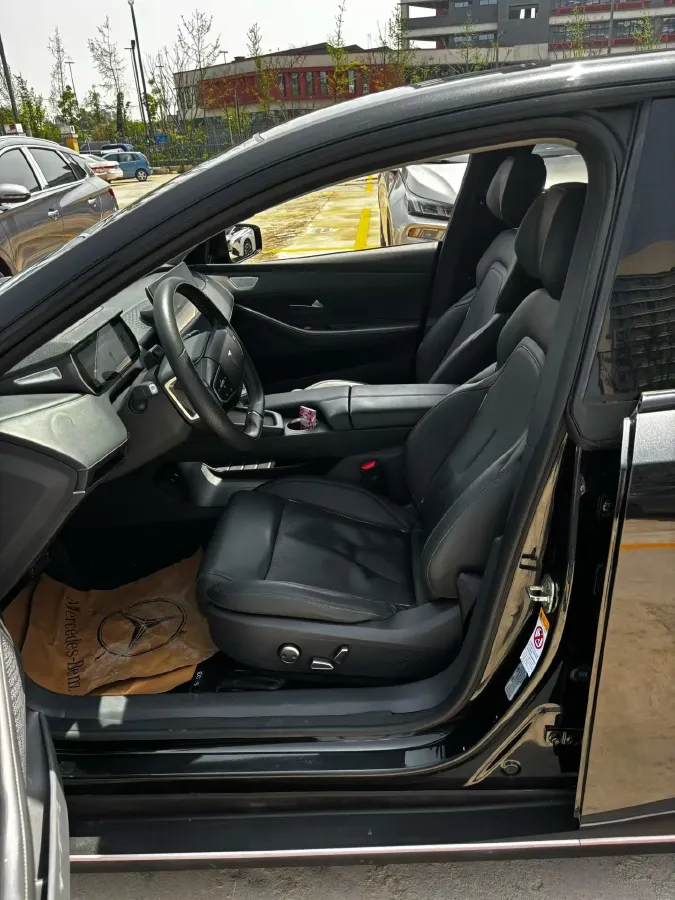 2022 DongFeng Forthing LingZhi EV BEV 68.4KWH,autocango,china used car exporter,china ev exporter,chinese used car exporter,chinese used ev exporter